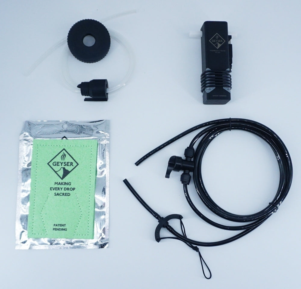 Nalgene product detail: Geyser Outdoor Clean Kit Q8 — Geyser Outdoor Clean Kit