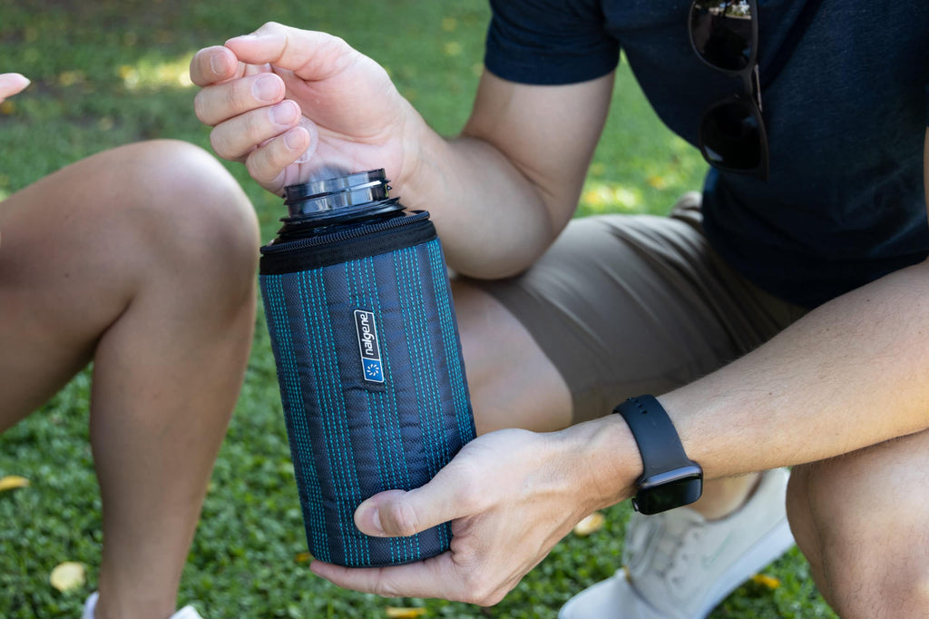 Nalgene product view: 32oz Insulated Sleeve J5 — 32oz Insulated Sleeve